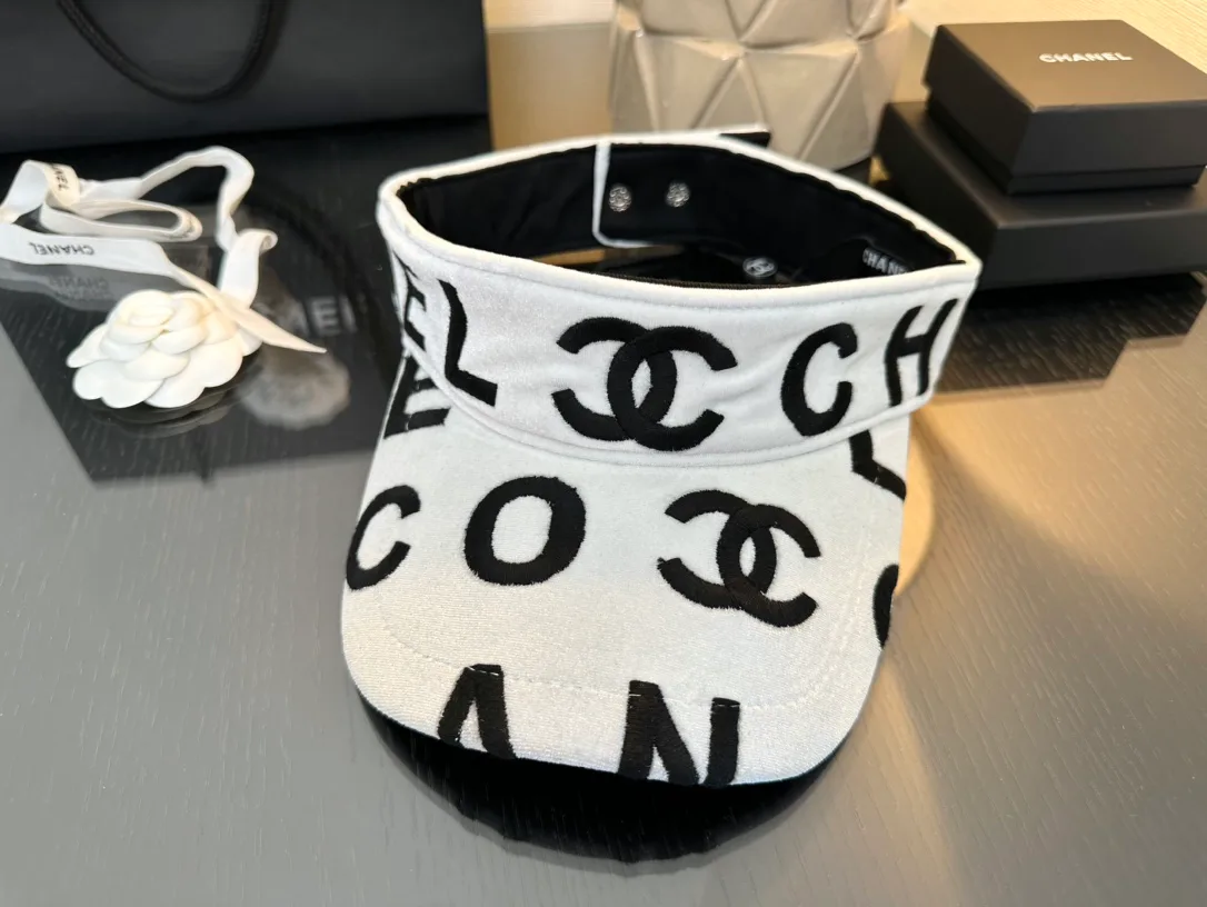 Головные Уборы Chanel 10056443