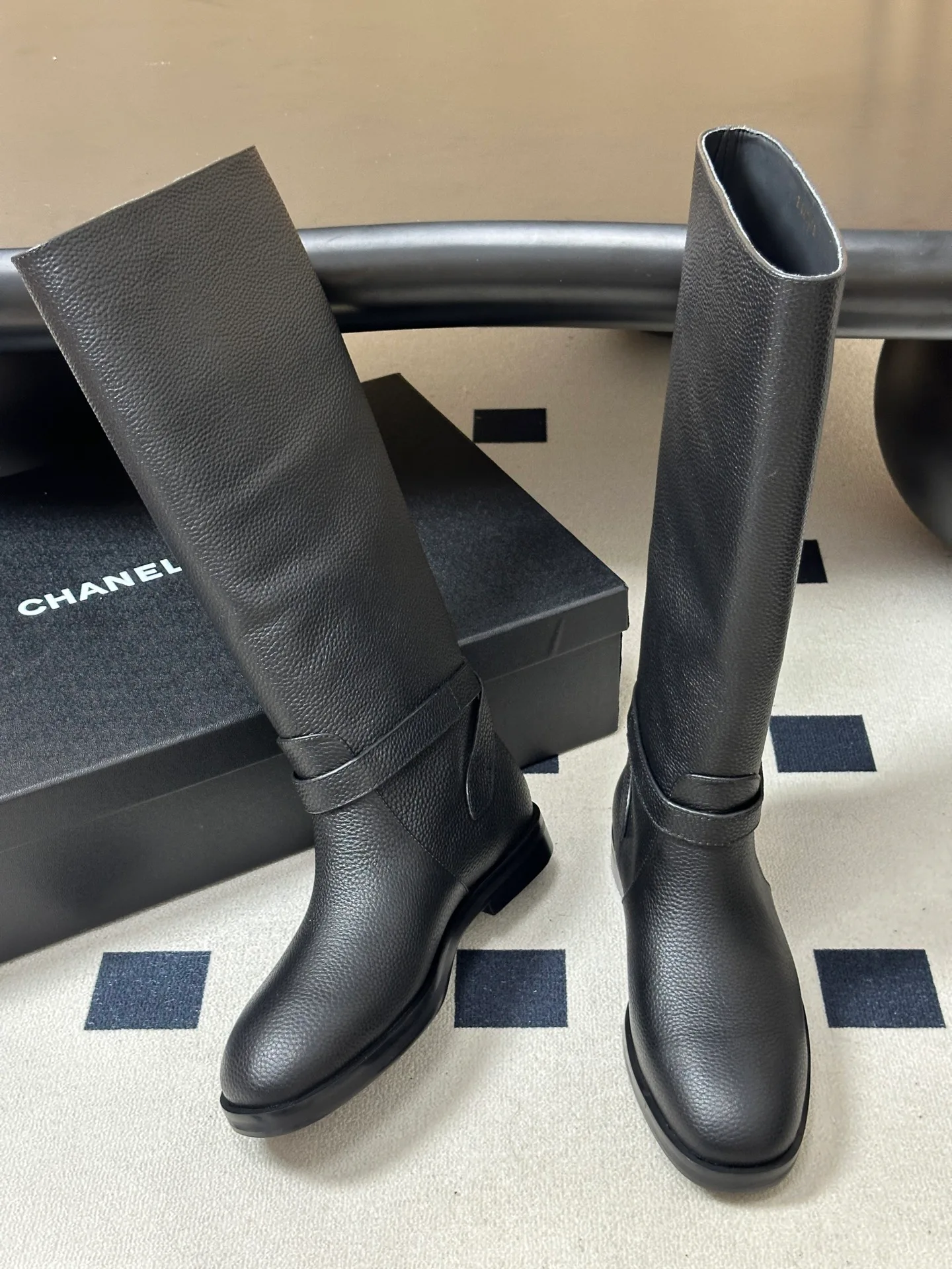 Сапоги Женские Chanel 18069825