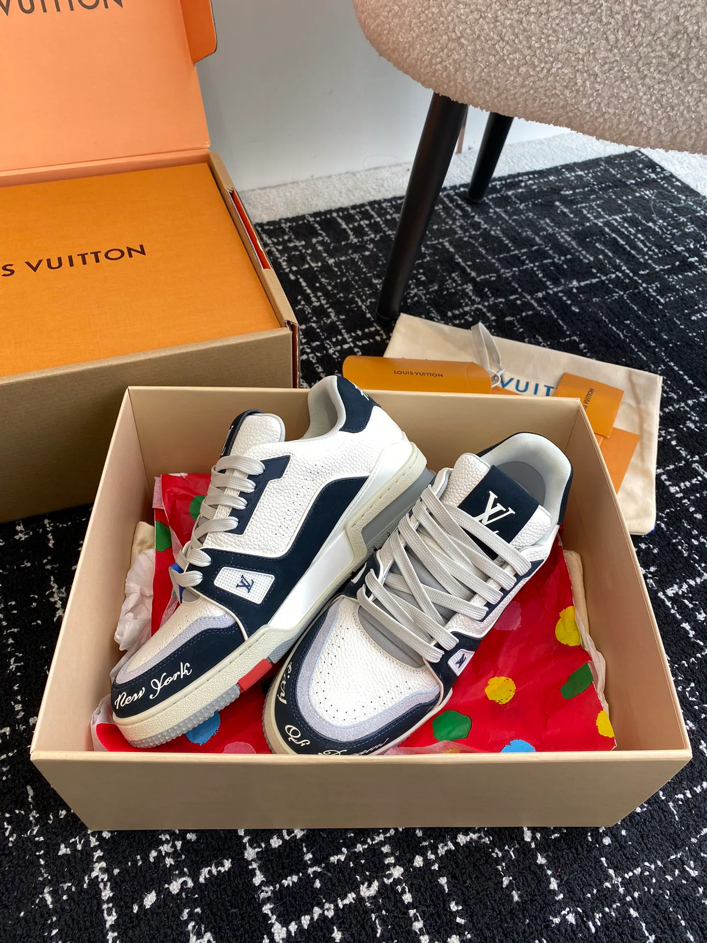 Кроссовки Женские Louis Vuitton 5790865