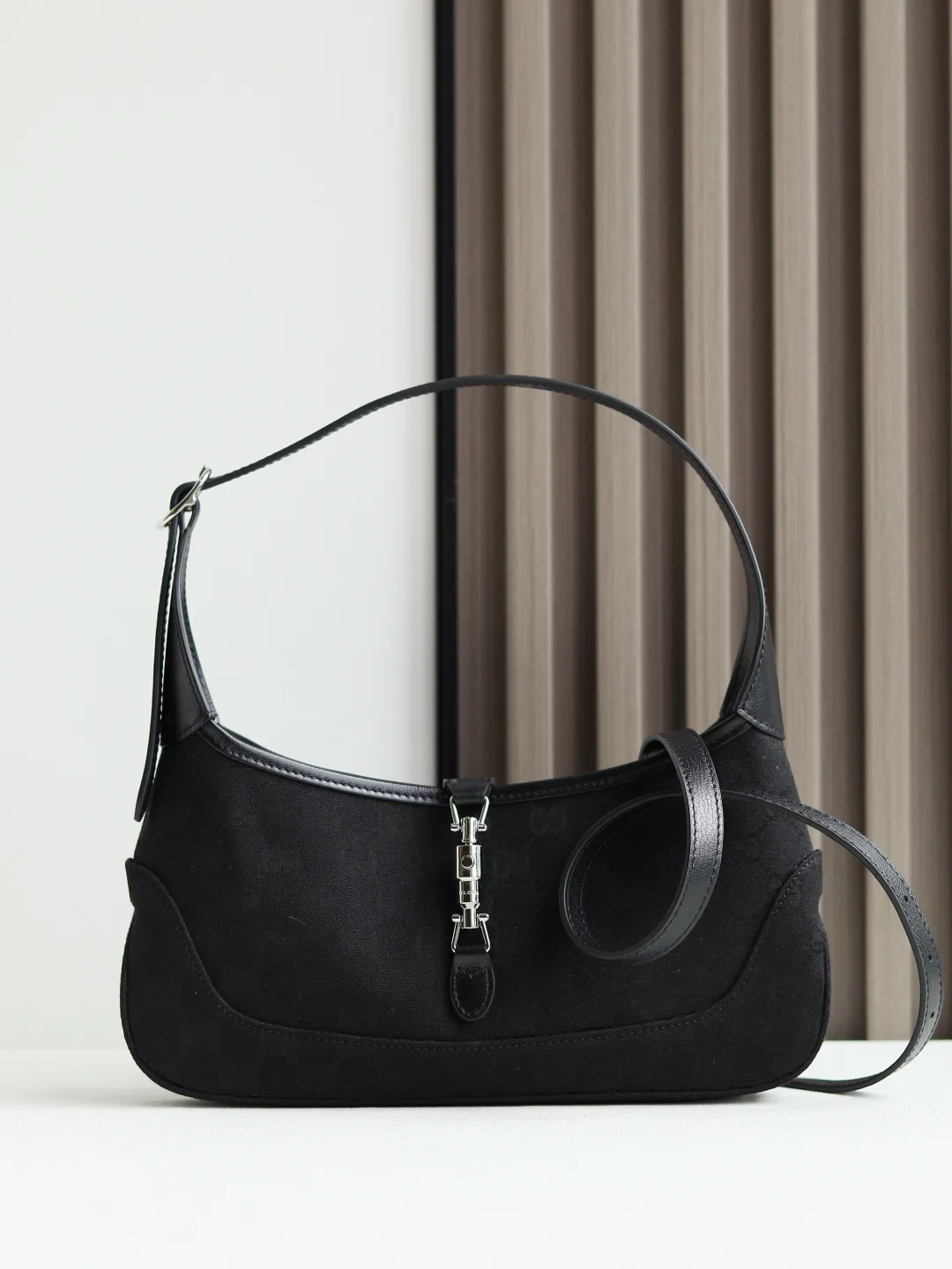 Классические Сумки Женские Gucci 11649339