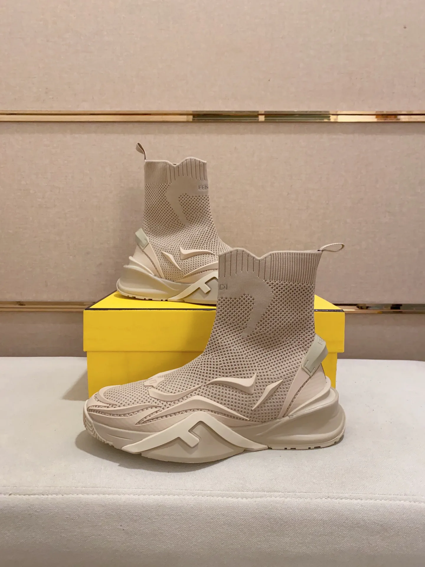 Кроссовки Мужские Fendi 77552