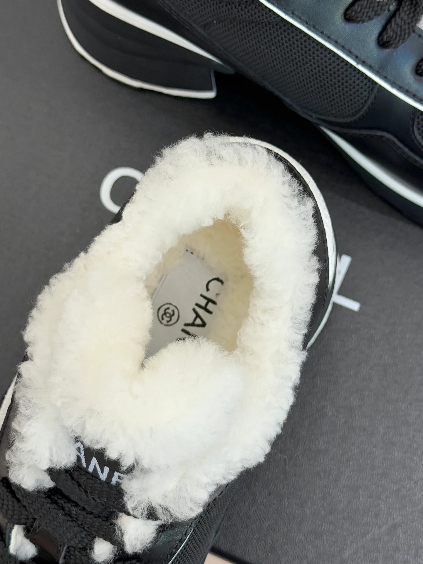 Кроссовки Женские Chanel 231663