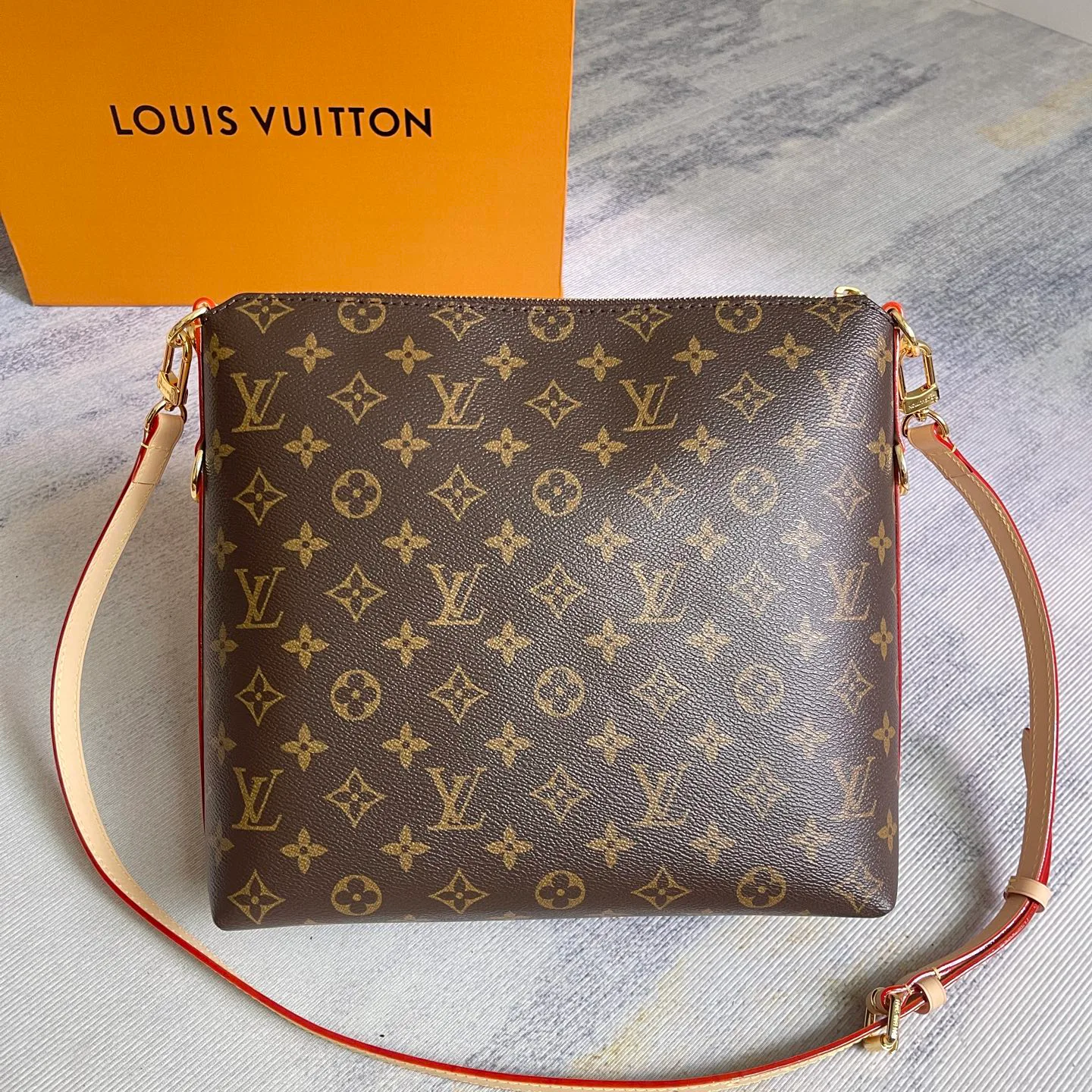 Классические Сумки Женские Louis Vuitton 11545827