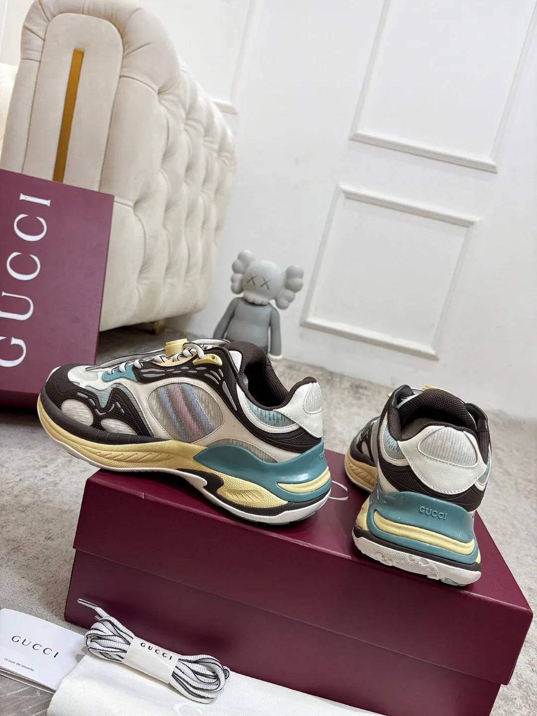 Кроссовки Женские Gucci 945072