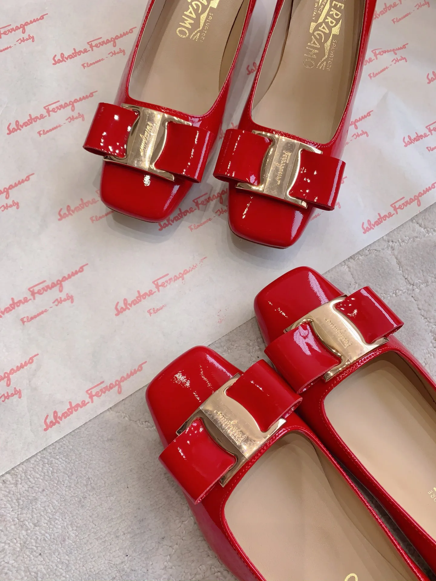 Туфли Женские Salvatore Ferragamo 11870080