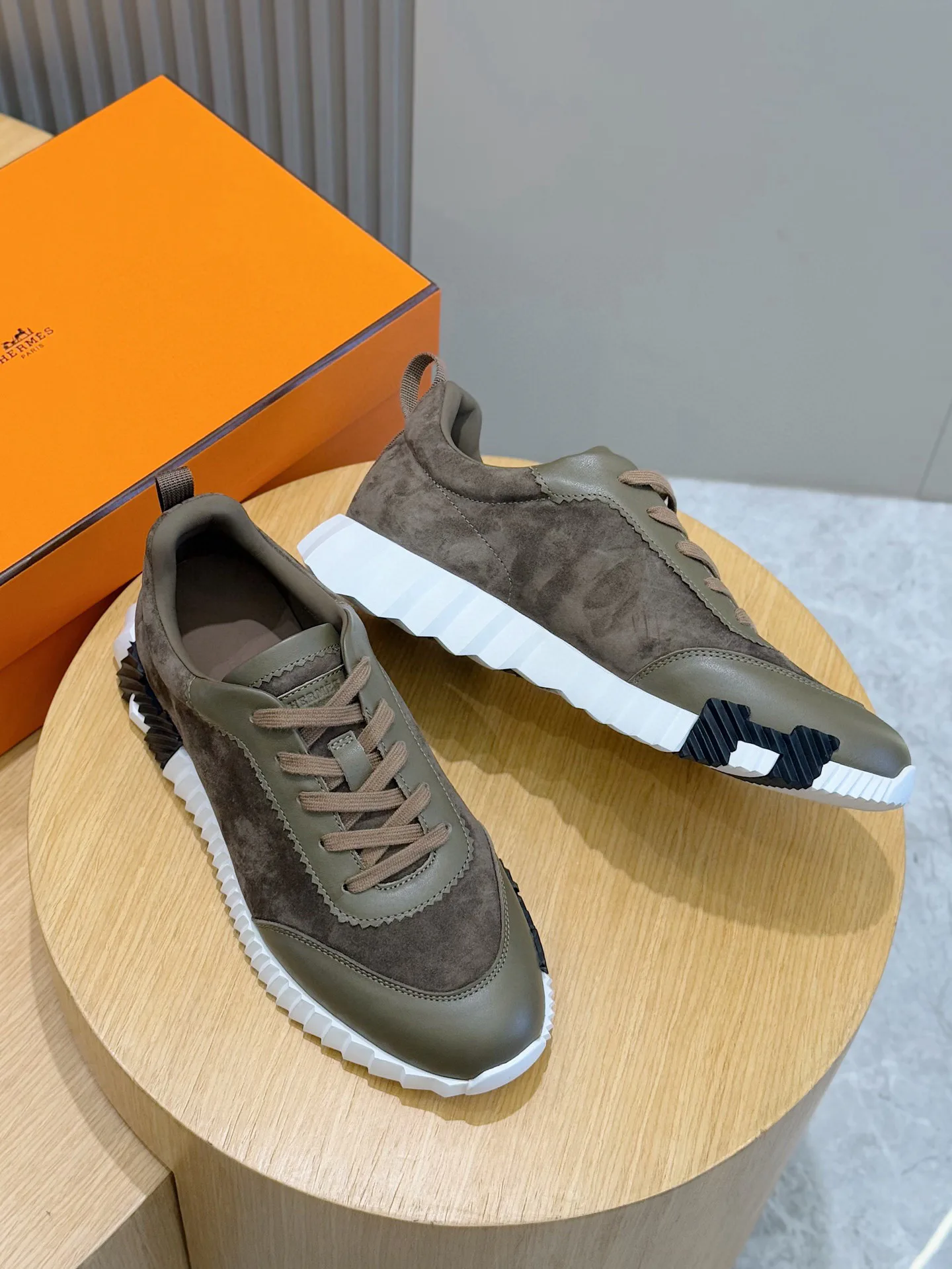 Кроссовки Мужские Hermes 12257688