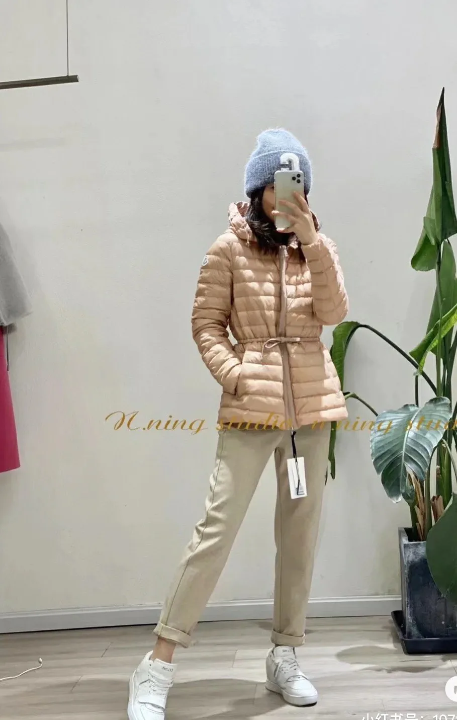Куртки И Пуховики Женские Moncler 18712236