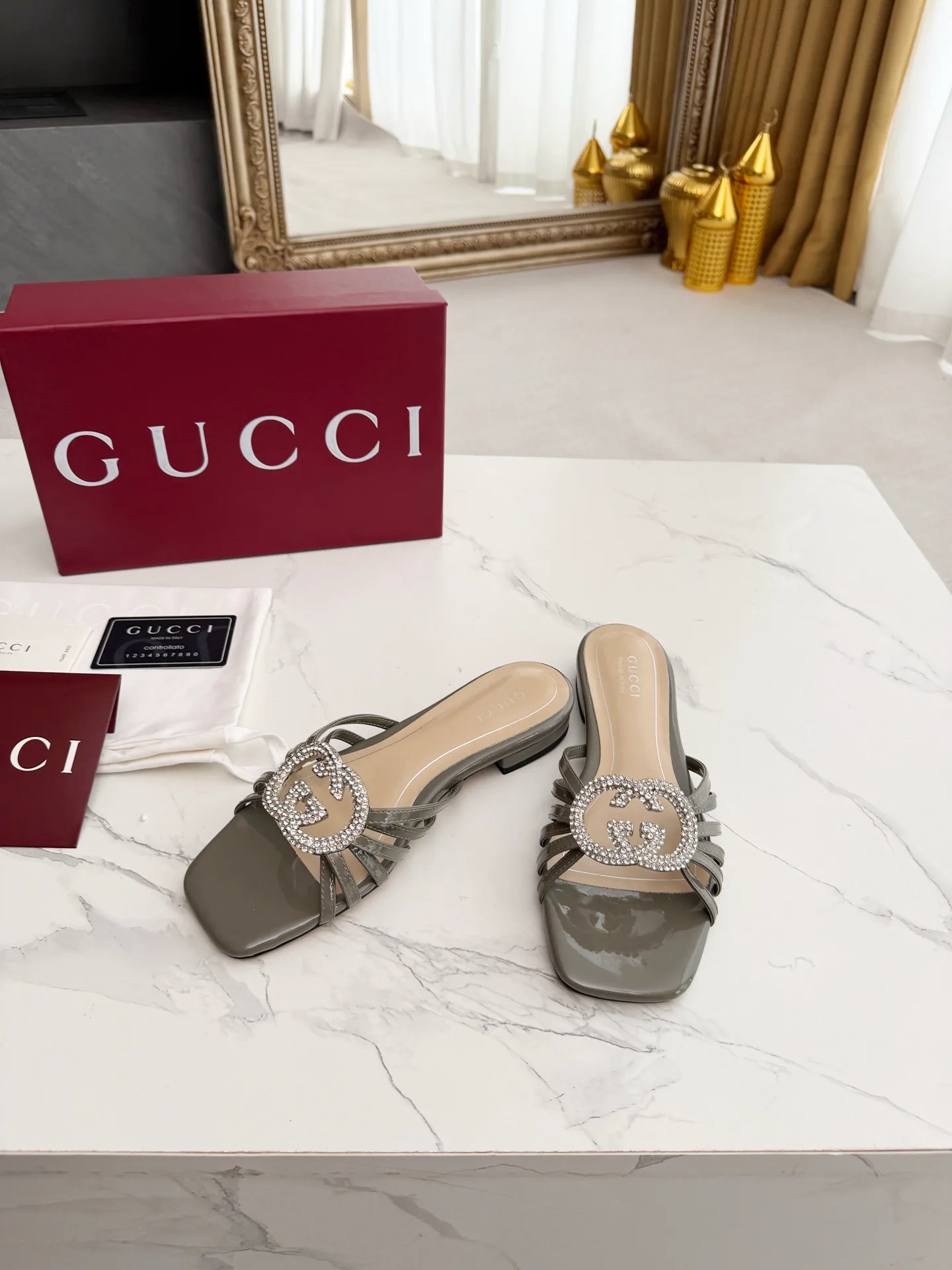 Шлепанцы Женские Gucci 556092