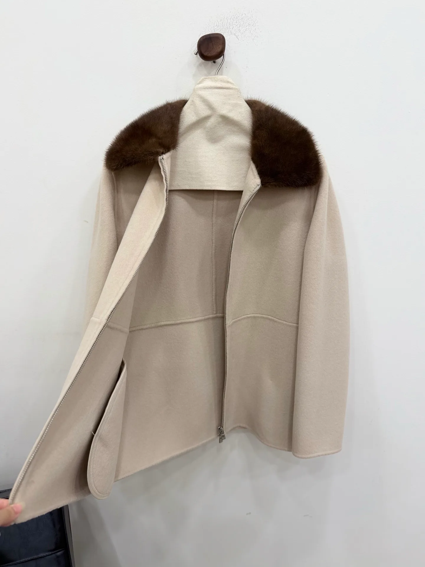 Пальто Женские Loro Piana 19351644