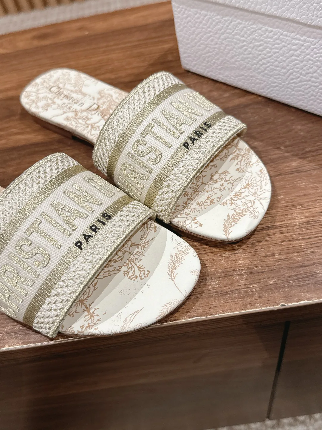 Шлепанцы Женские Christian Dior 11599937