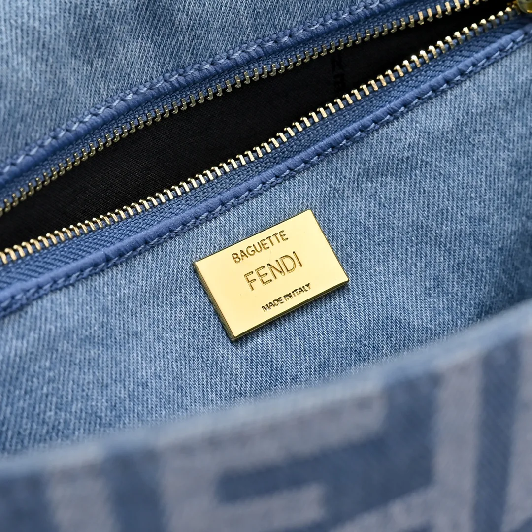 Сумки На Ремне Женские Fendi 513085