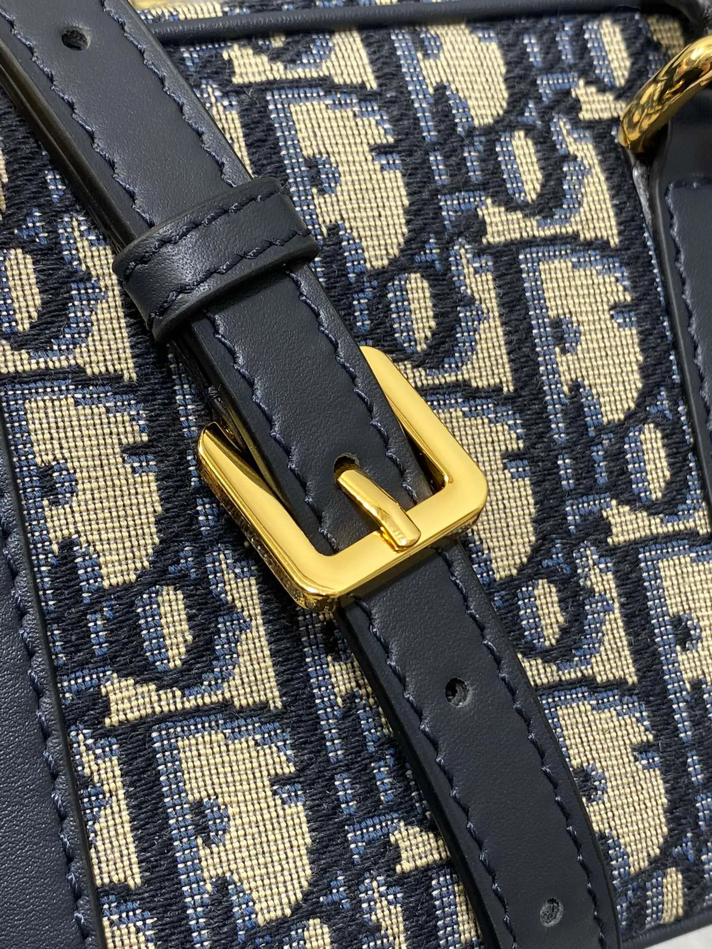Классические Сумки Женские Christian Dior 12878083
