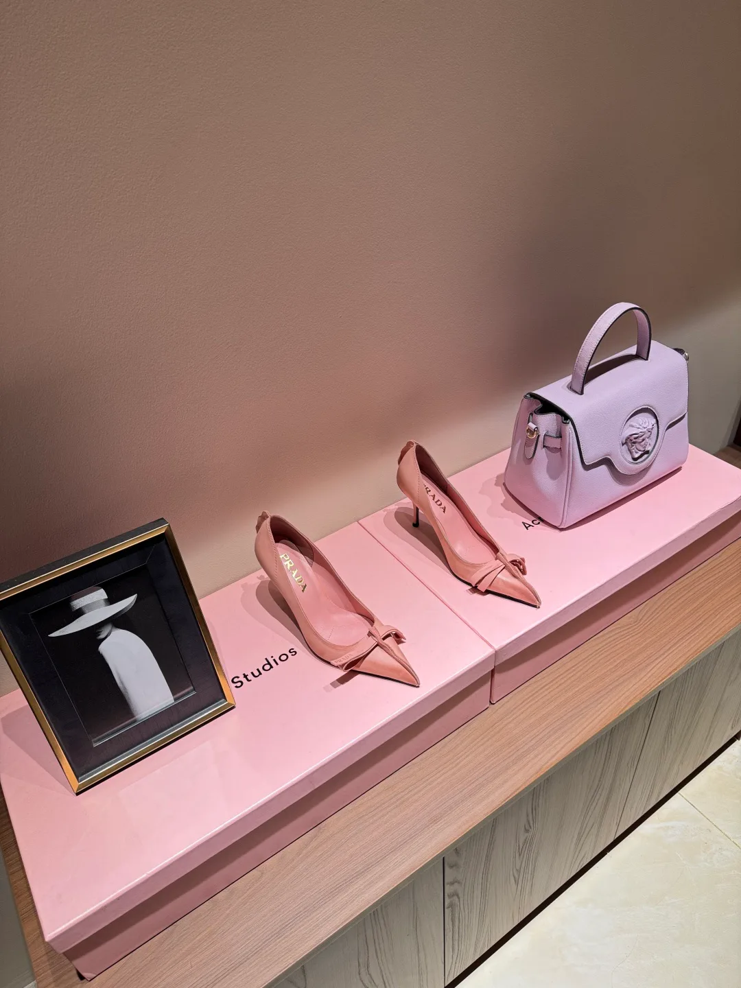 Туфли Женские Prada 11410347