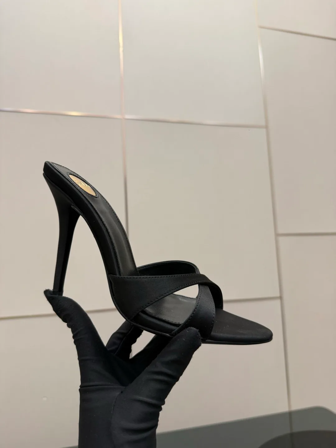 Босоножки Женские Saint Laurent 11409890