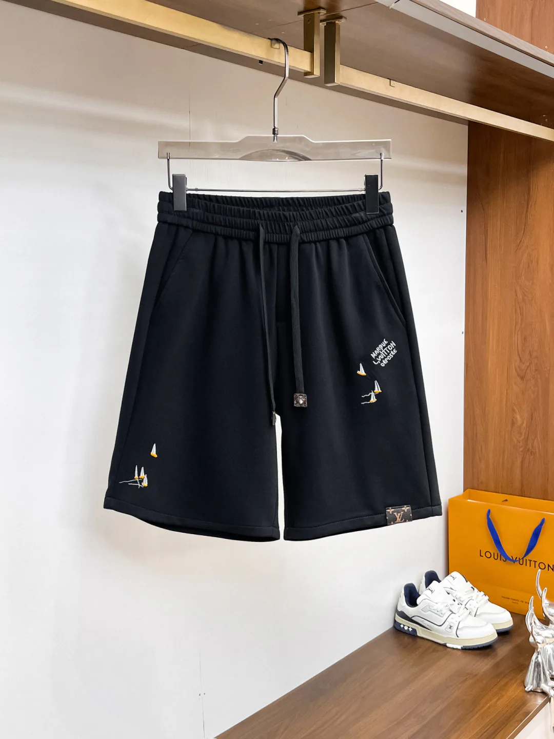 Шорты Мужские Louis Vuitton 13417532