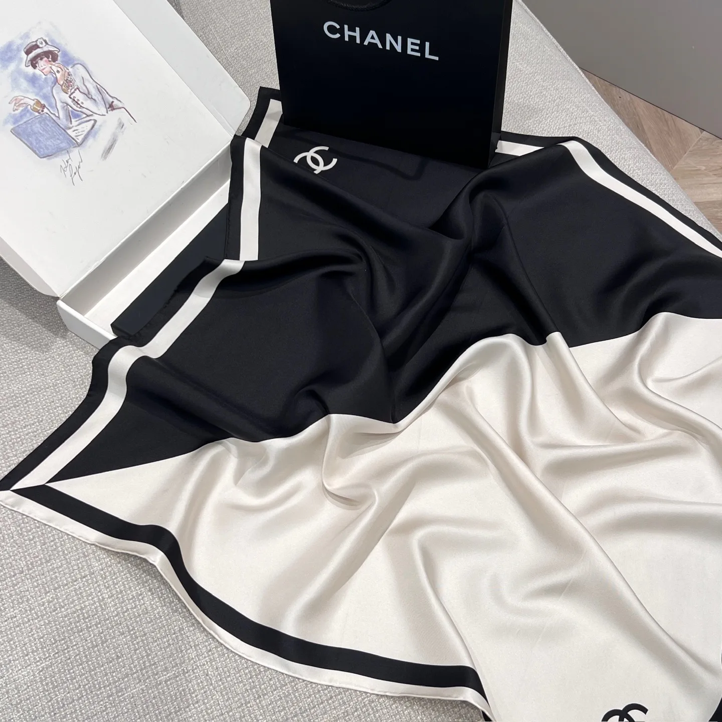 Платки Chanel 13268304