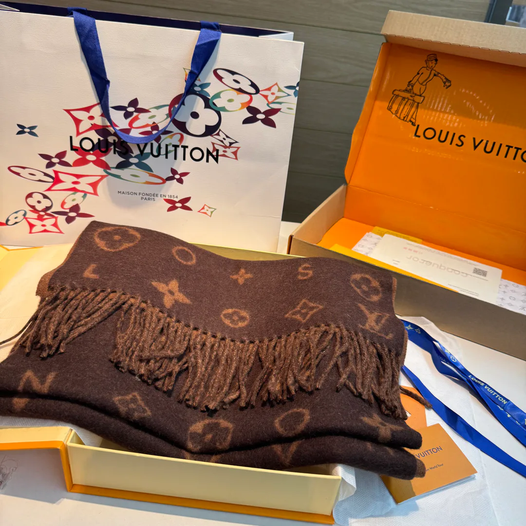 Шарфы Louis Vuitton 4738605