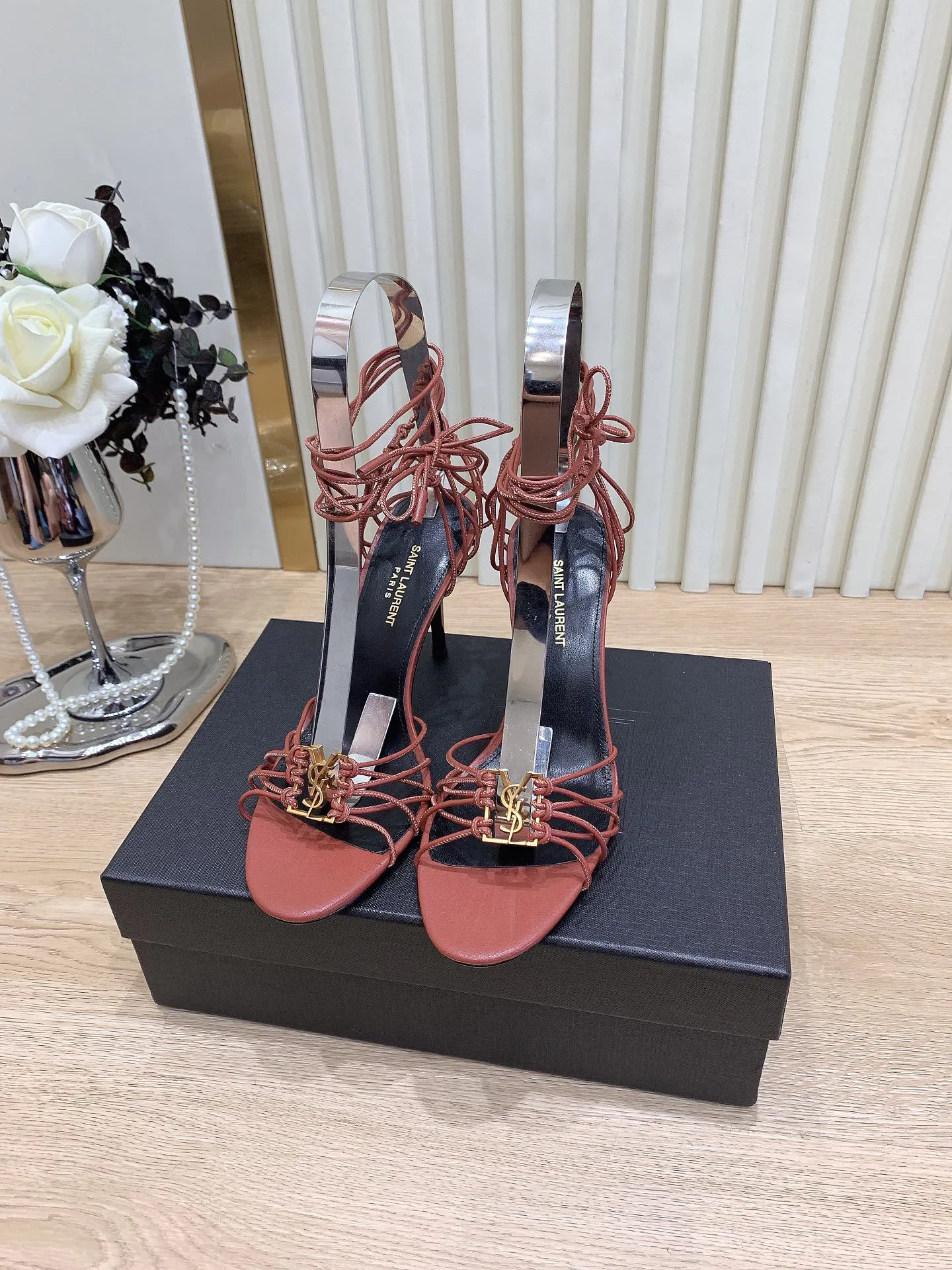 Босоножки Женские Saint Laurent 4511898