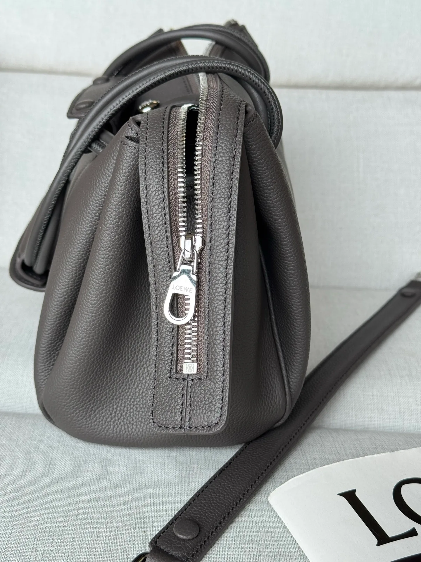 Классические Сумки Женские Loewe 17551244