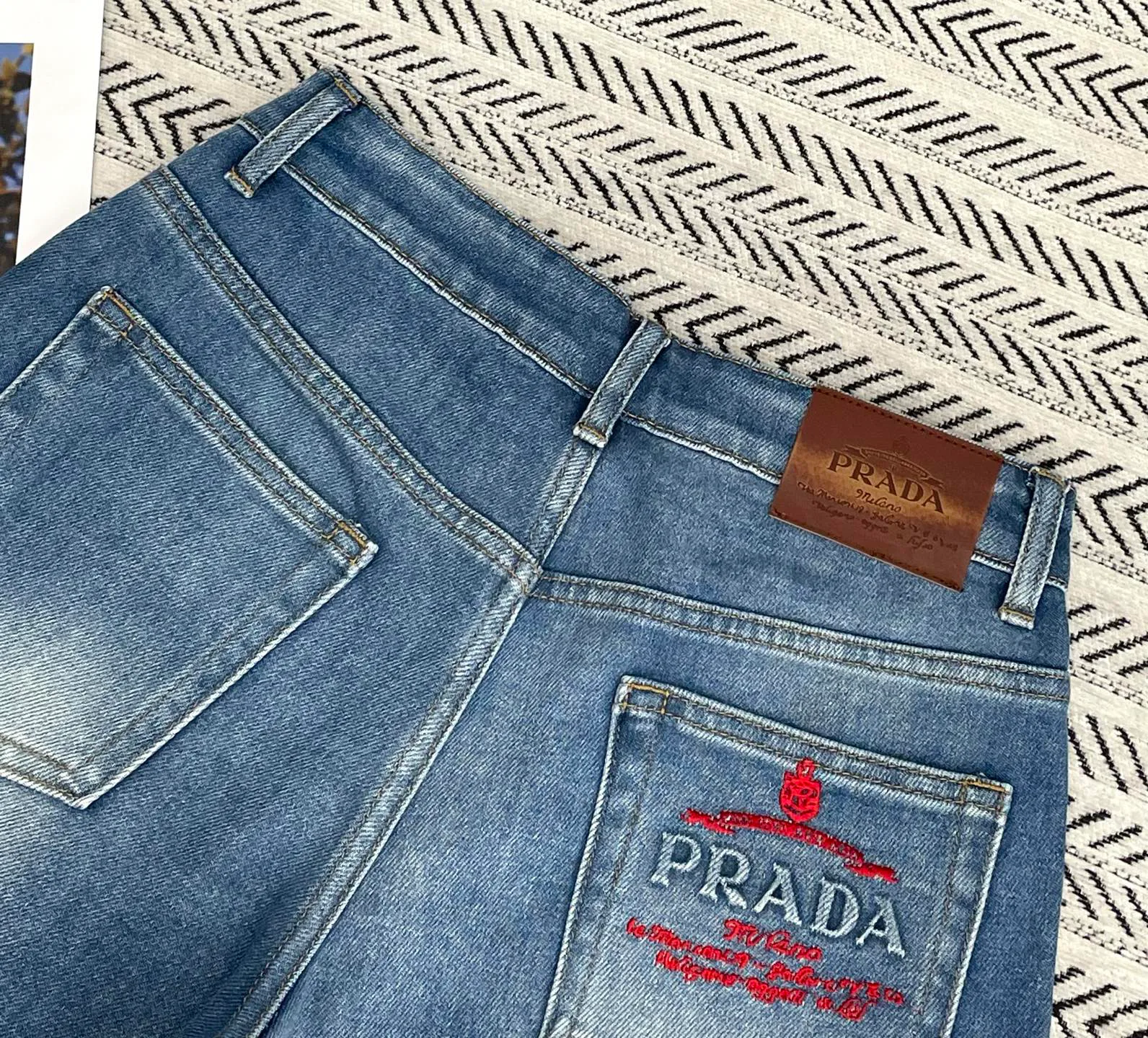 Шорты Женские Prada 11763862