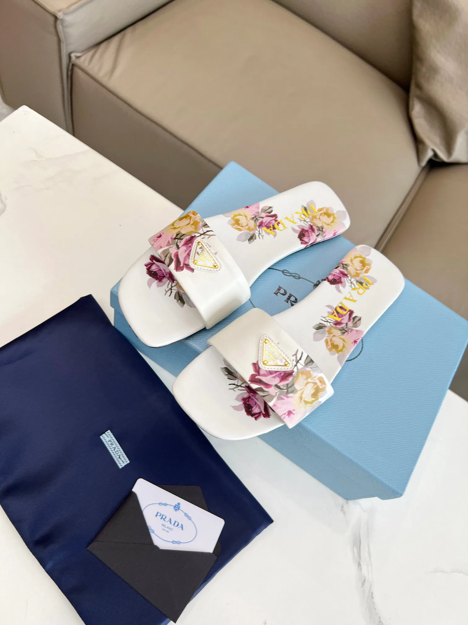 Босоножки Женские Prada 11386463