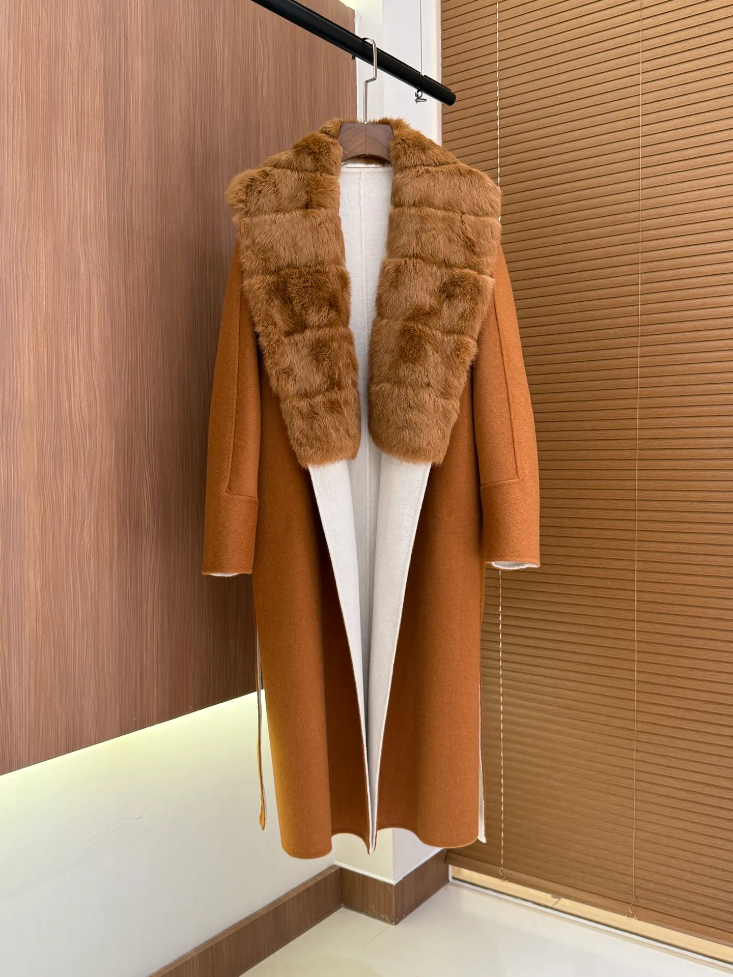 Пальто Женские Loro Piana 5602655