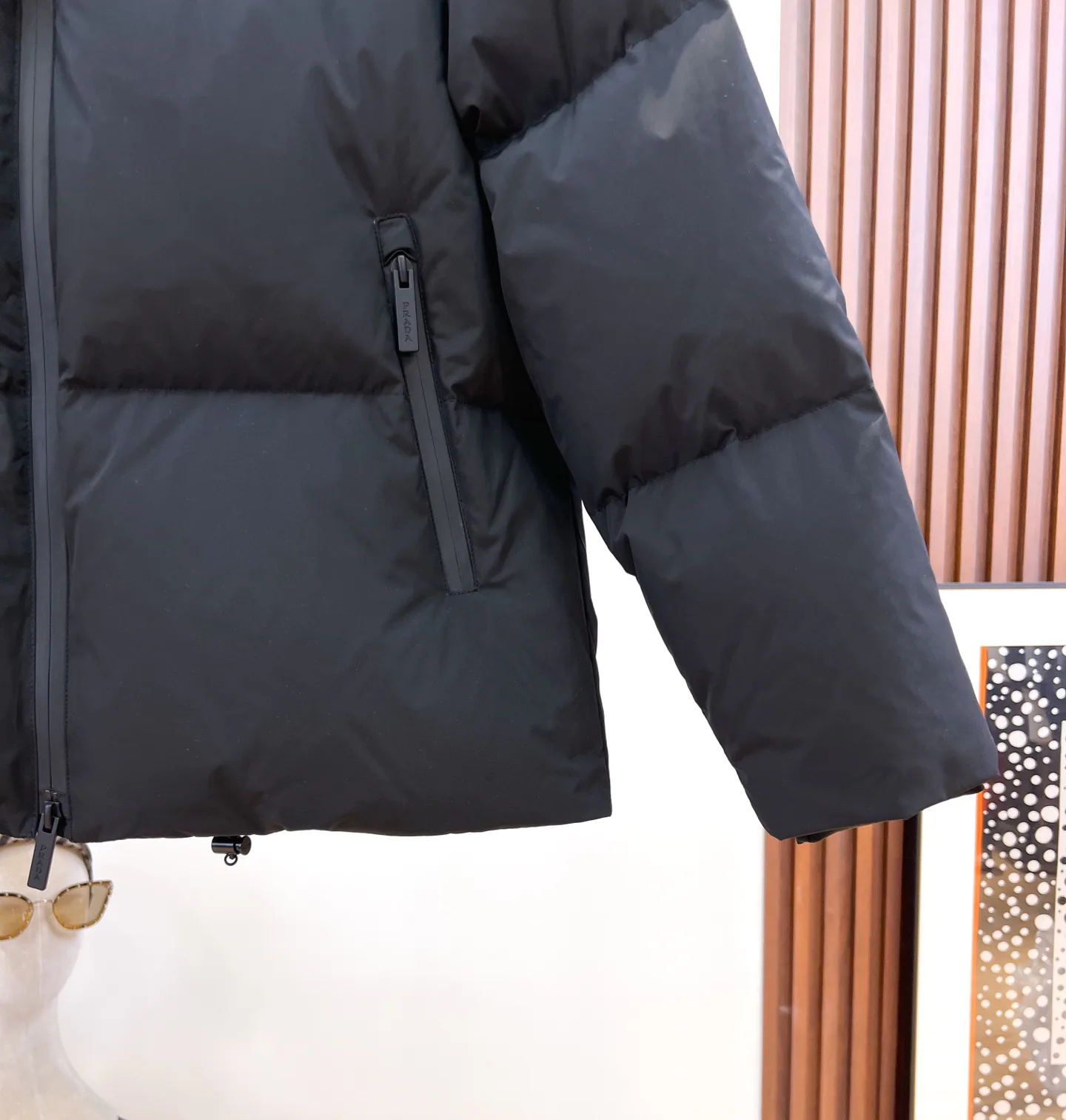 Куртки И Пуховики Женские Prada 18279486