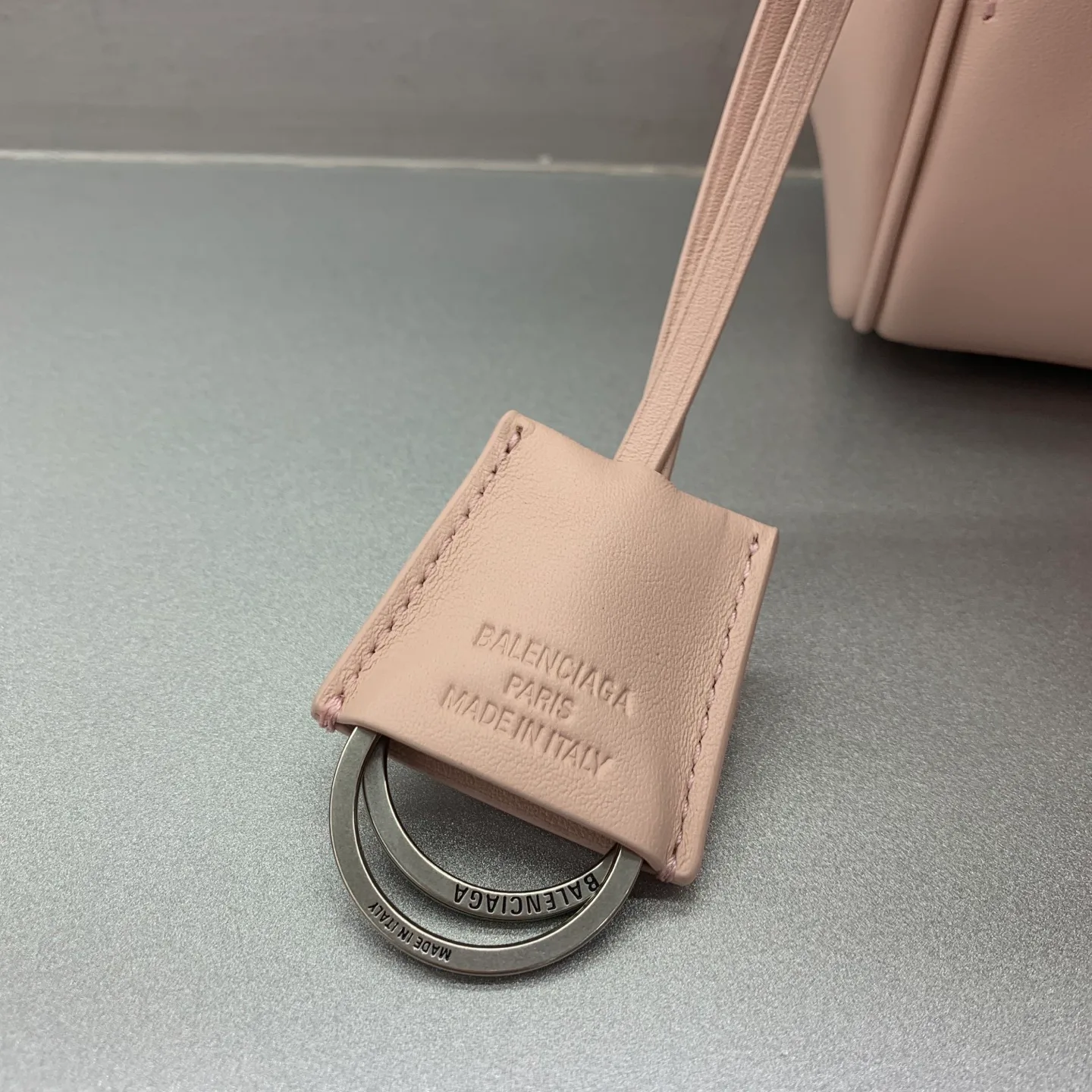 Классические Сумки Женские Balenciaga 17234033