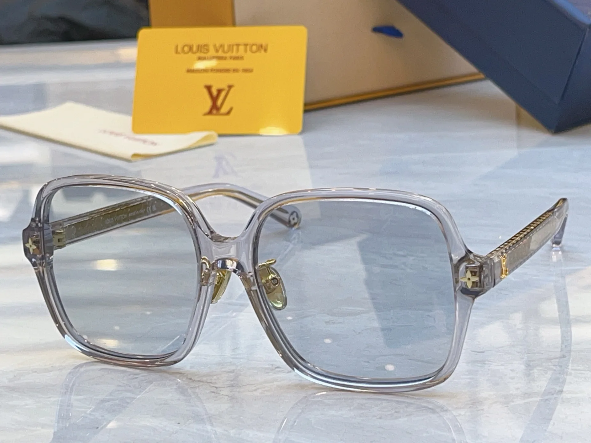 Очки Louis Vuitton 10842057