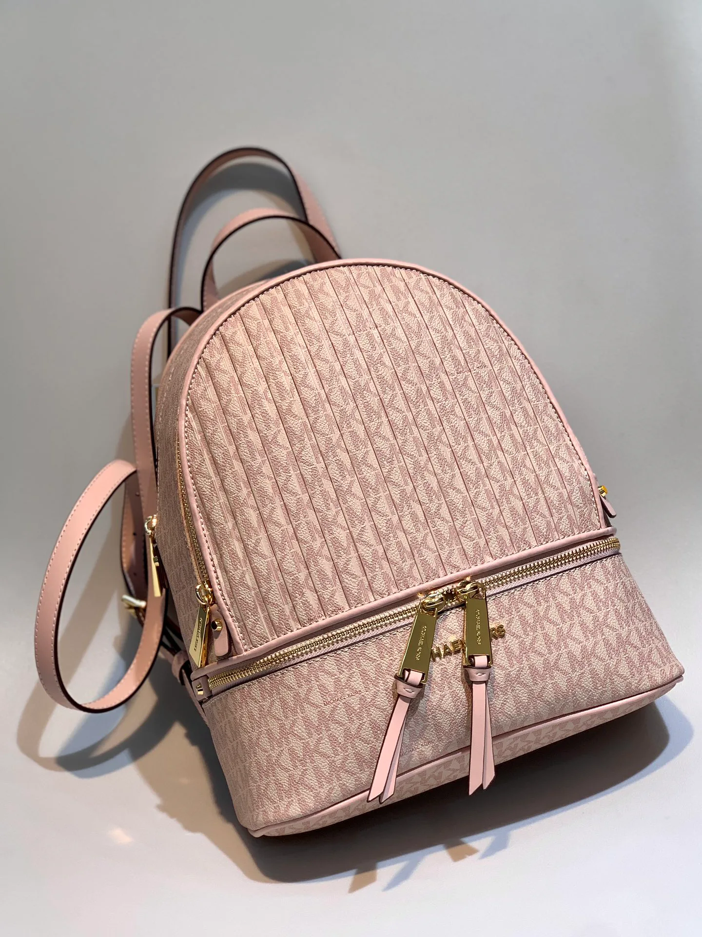 Рюкзаки Женские Michael Kors 803332