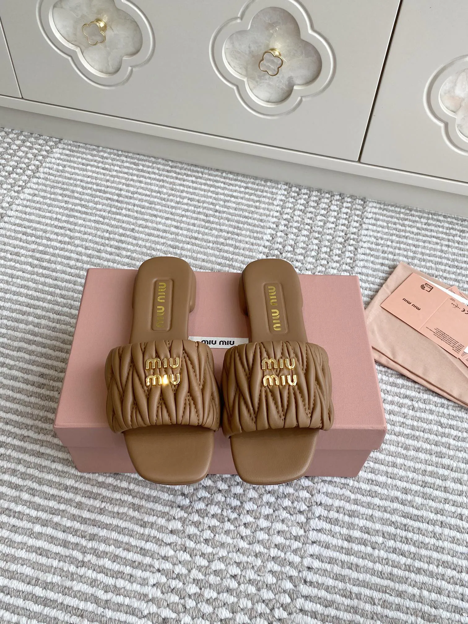 Шлепанцы Женские Miu Miu 11701942