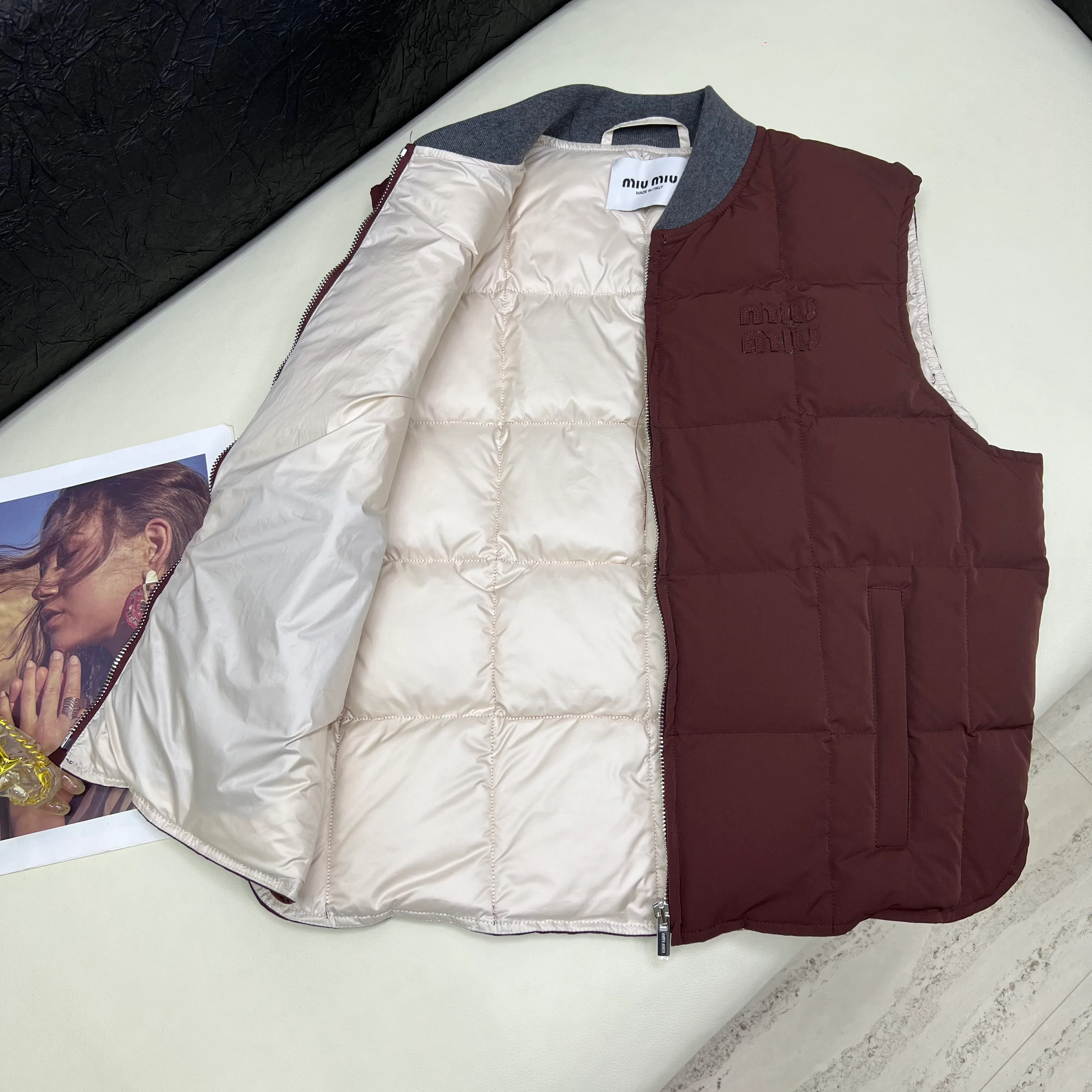Жилеты Женские Miu Miu 18384685