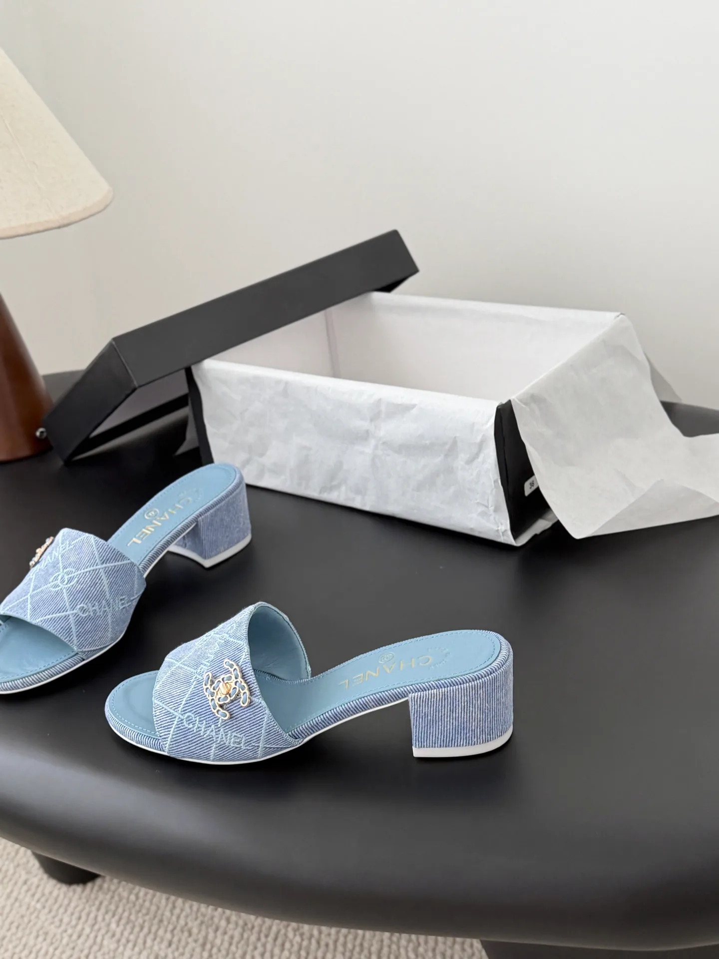 Босоножки Женские Chanel 10195288