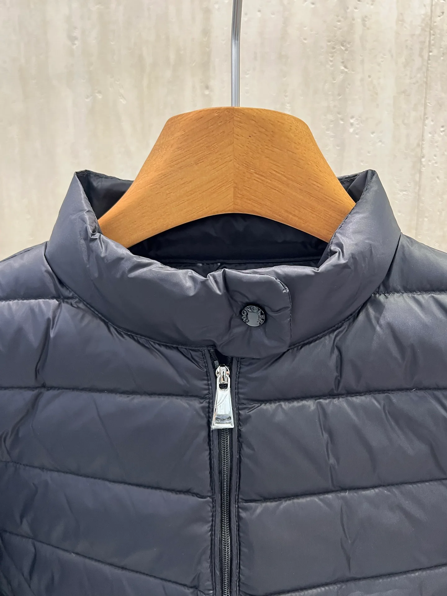 Куртки И Пуховики Женские Moncler 18212695