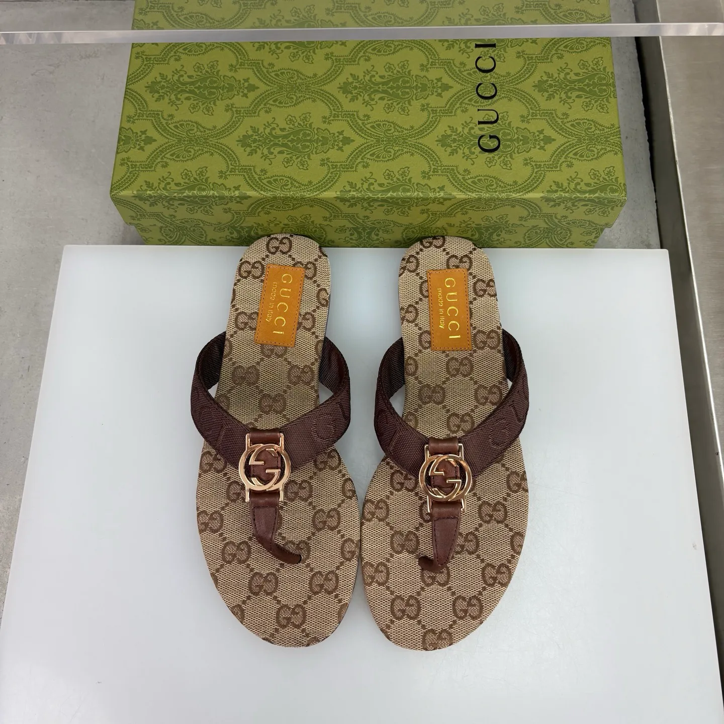 Шлепанцы Женские Gucci 18351546