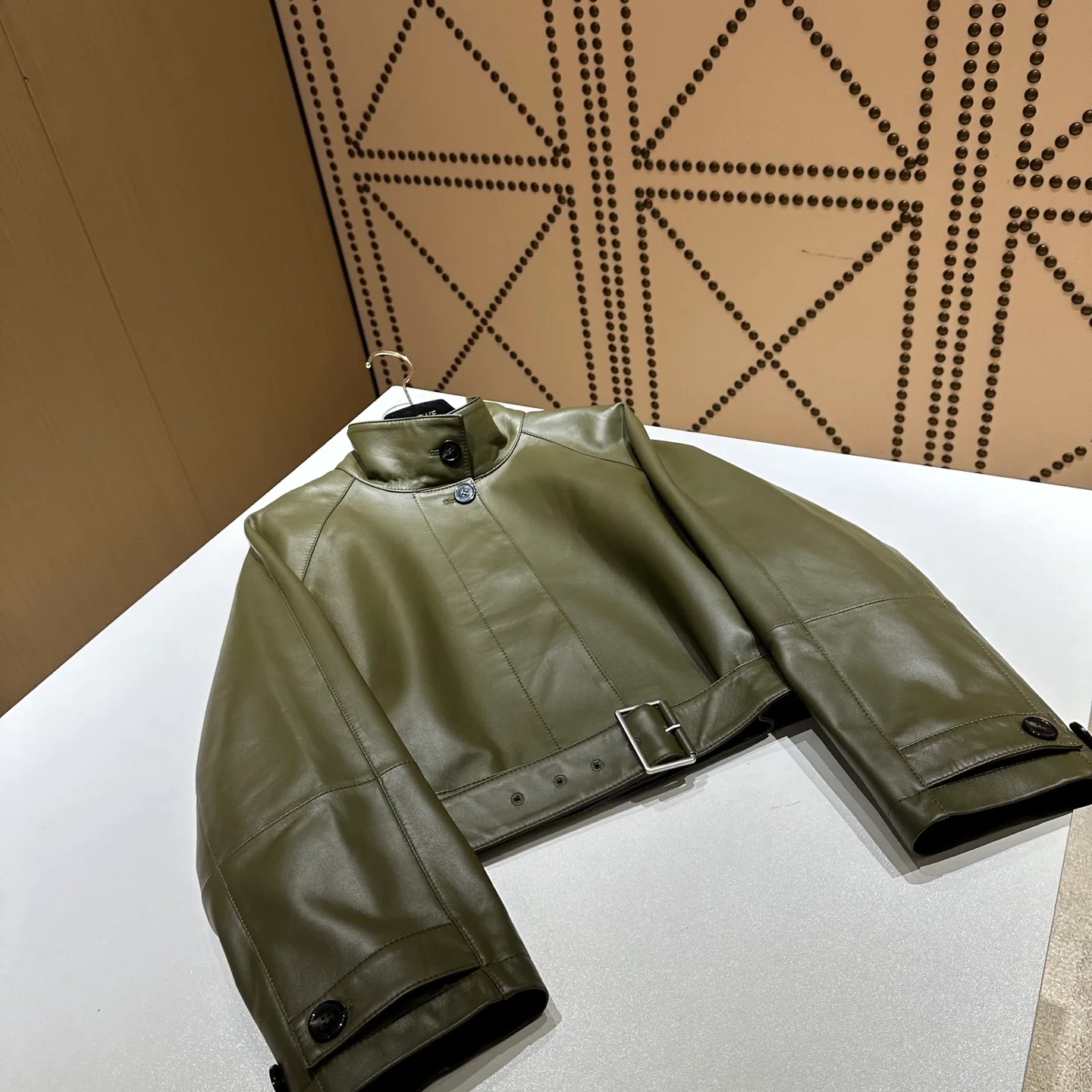 Кожаные Куртки И Дублёнки Женские Loewe 11569154