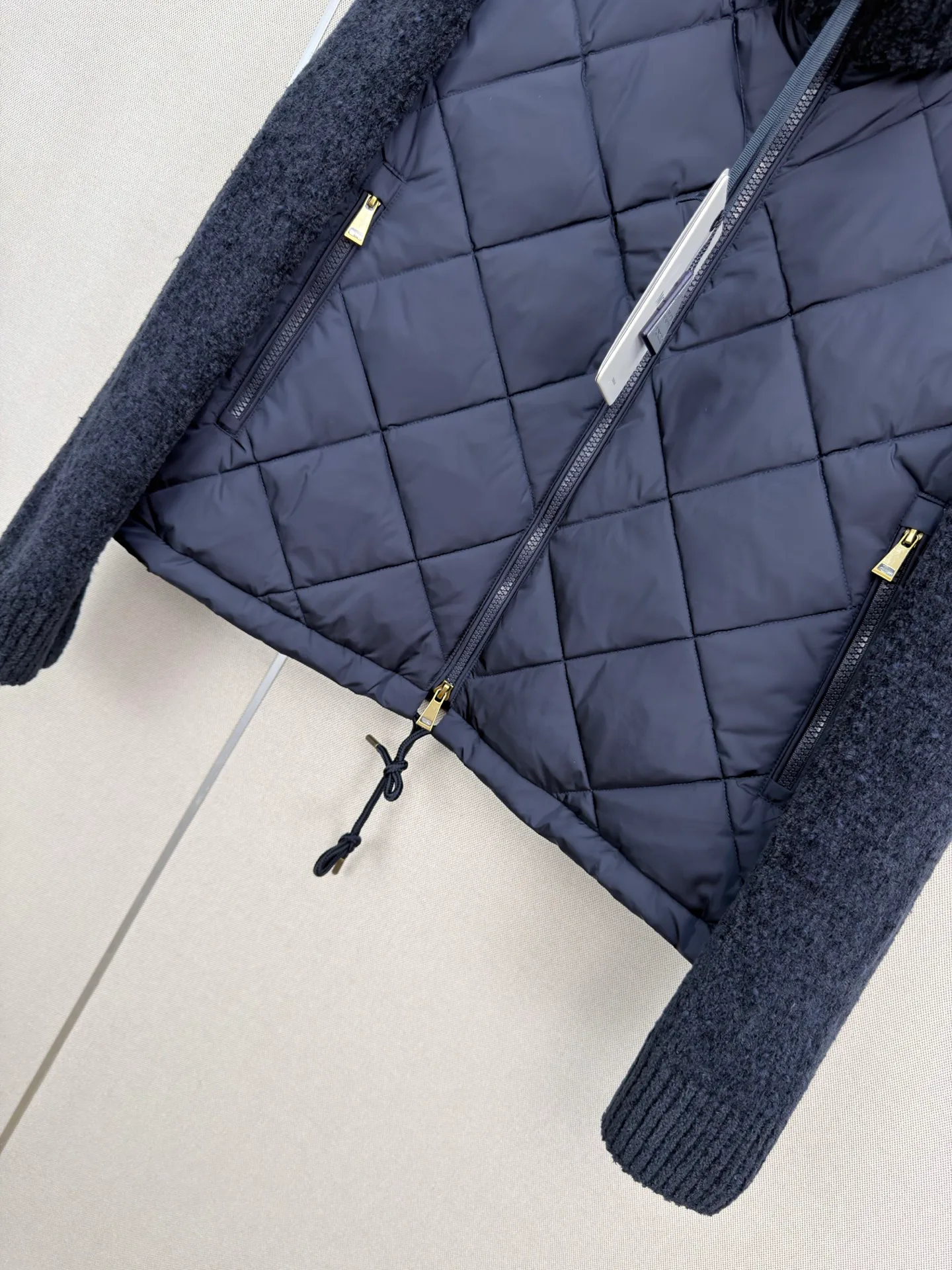 Куртки И Пуховики Женские Moncler 18203545