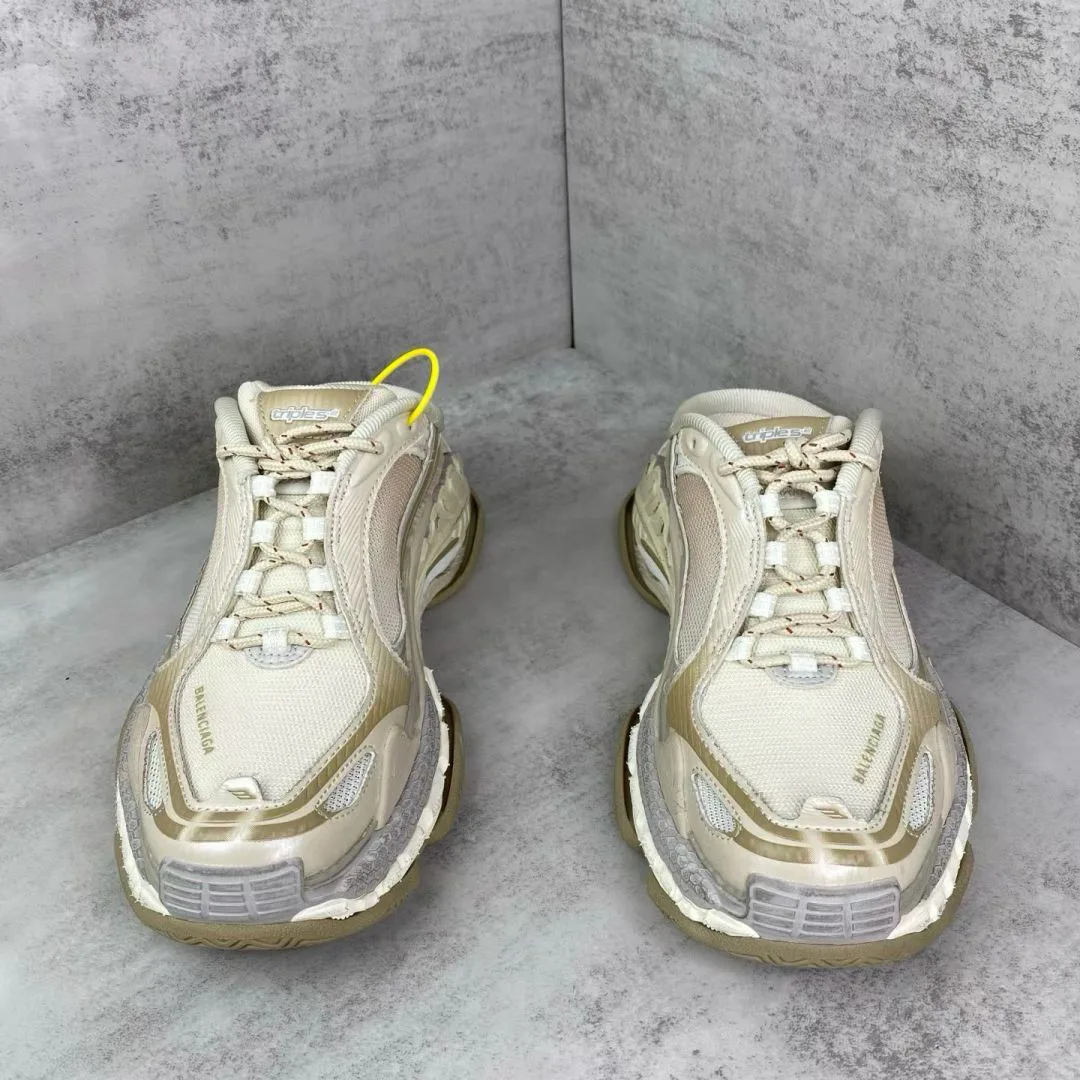 Кроссовки Женские Balenciaga 19762406