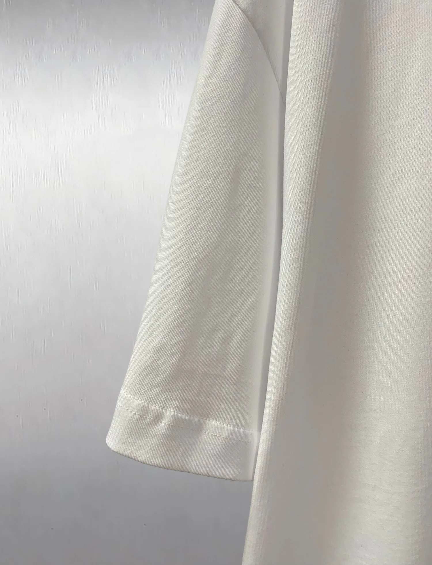 Футболки Женские Prada 10394906