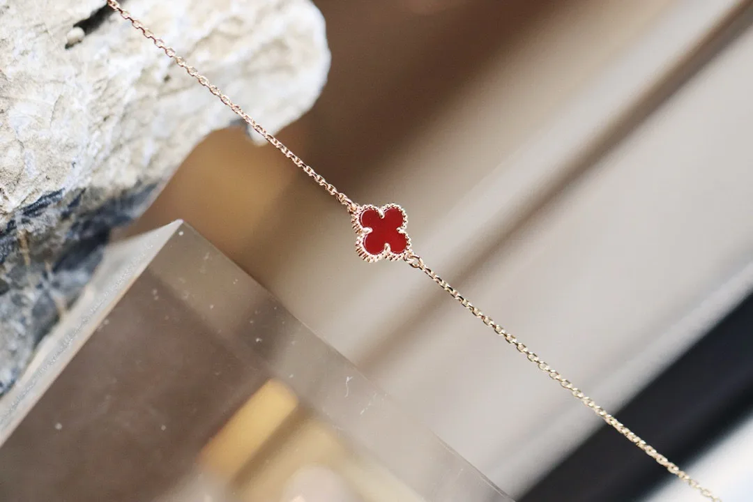 Бижутерия Van Cleef & Arpels 151449
