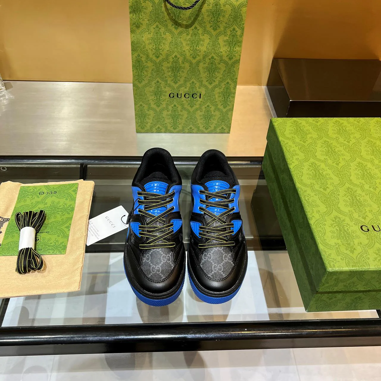 Кроссовки Женские Gucci 24843