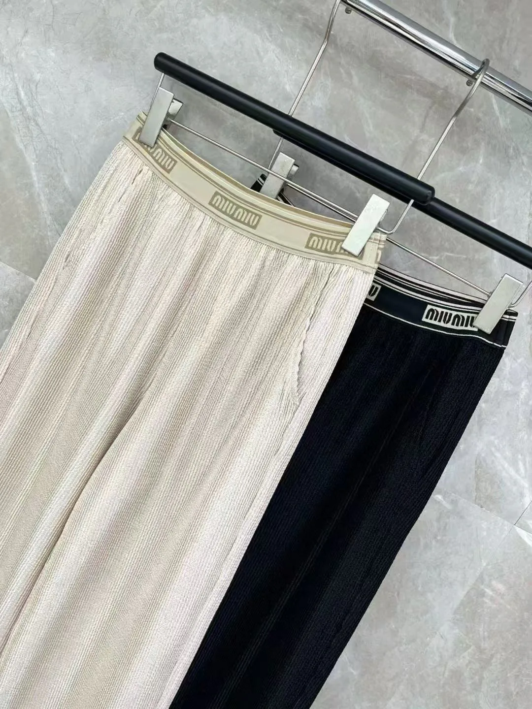 Брюки Женские Miu Miu 11268105