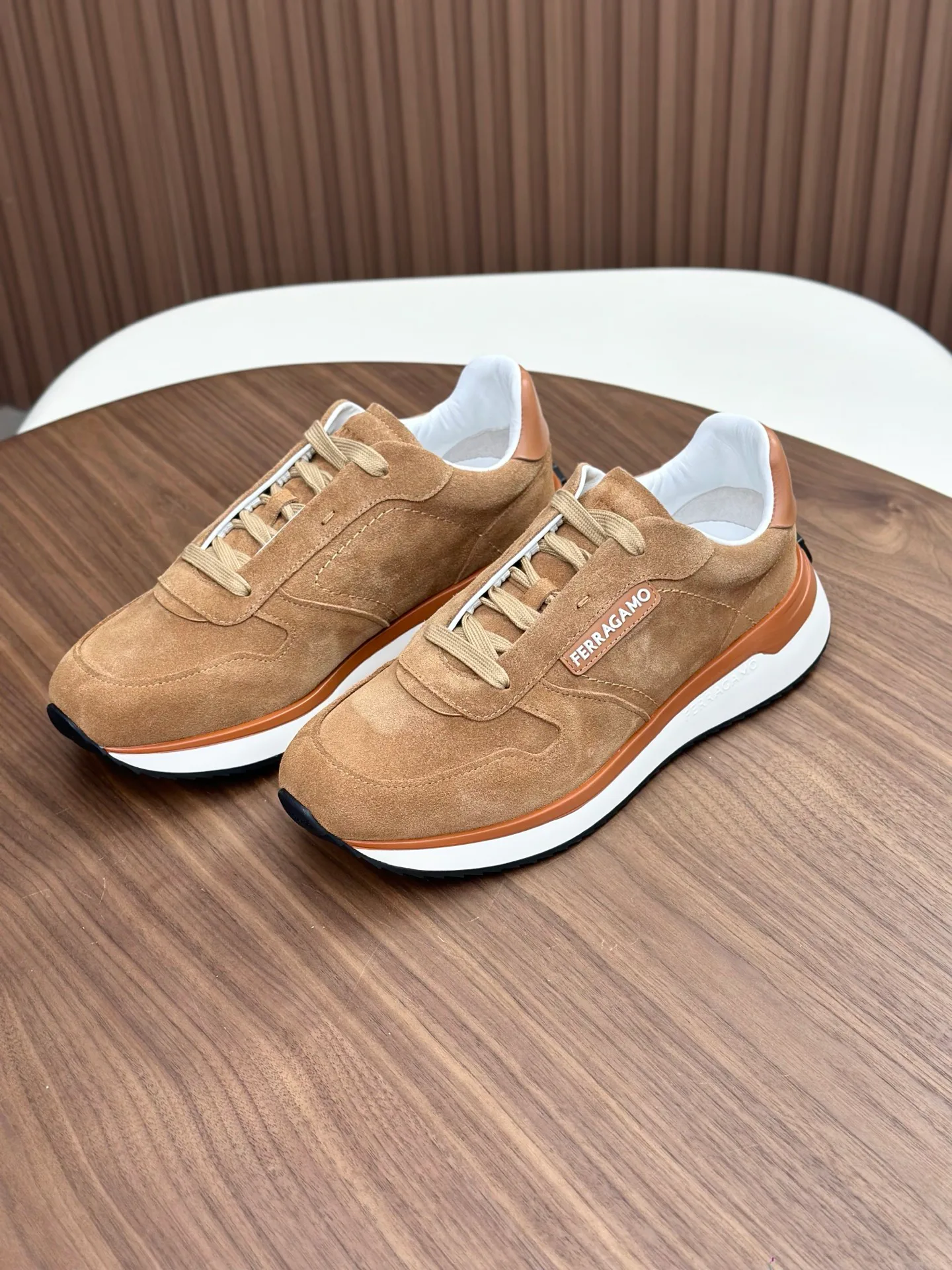 Кроссовки Мужские Salvatore Ferragamo 257440