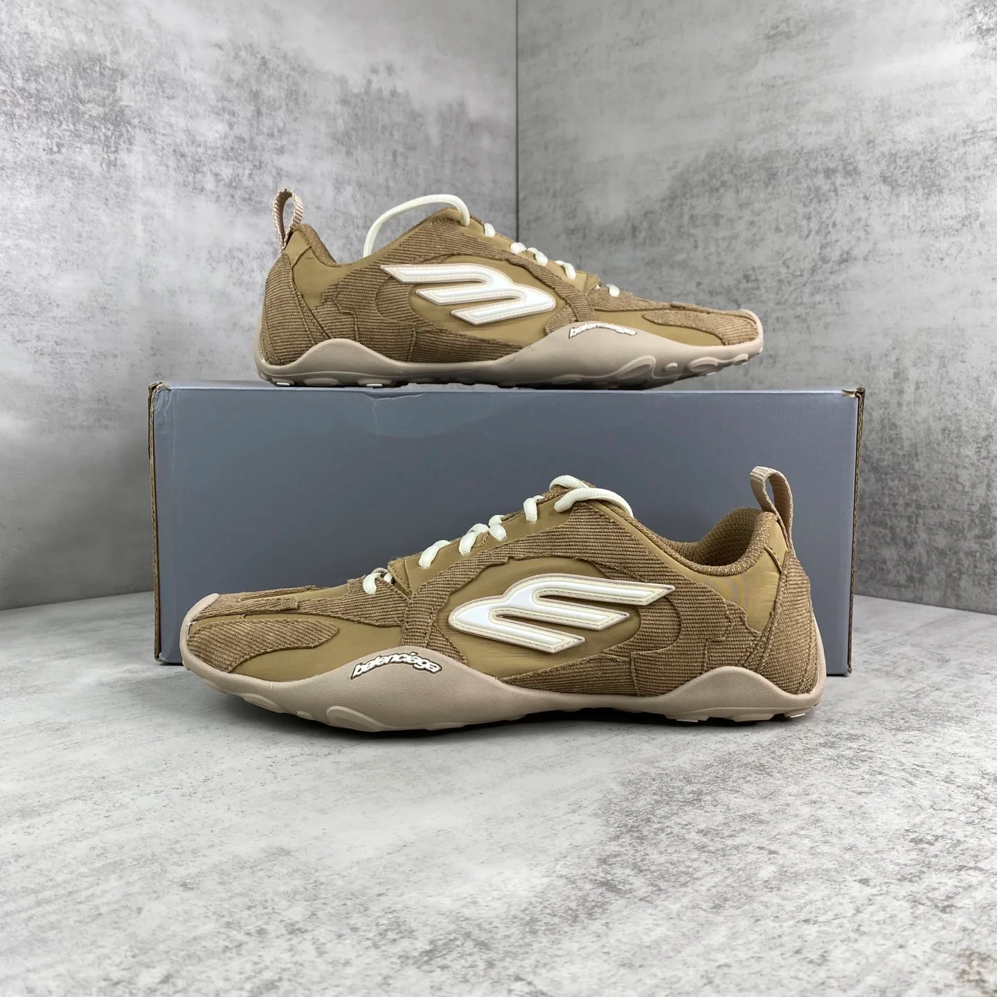 Кроссовки Женские Balenciaga 1851268