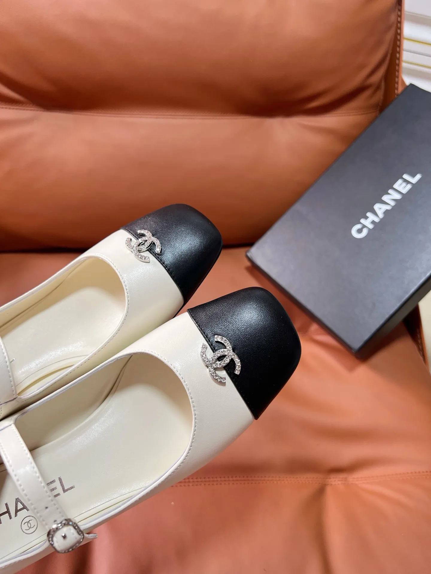 Туфли Женские Chanel 13454362