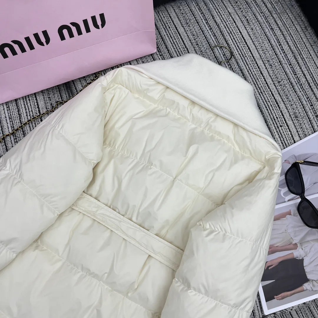 Куртки И Пуховики Женские Miu Miu 3726