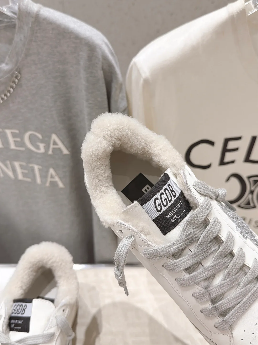 Кроссовки Женские Golden Goose 19394778