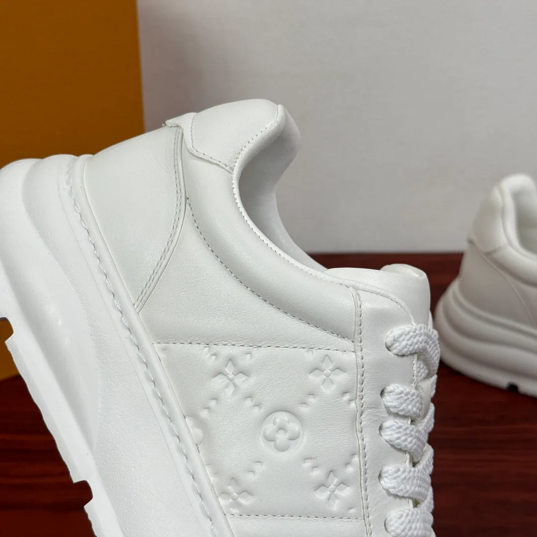 Кроссовки Мужские Louis Vuitton 1142052