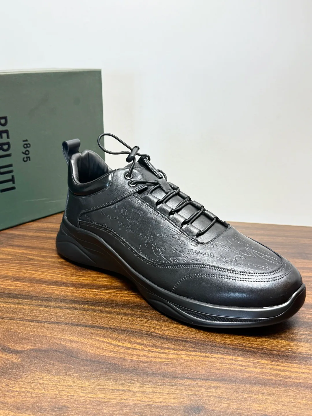 Кроссовки Мужские Berluti 19110467