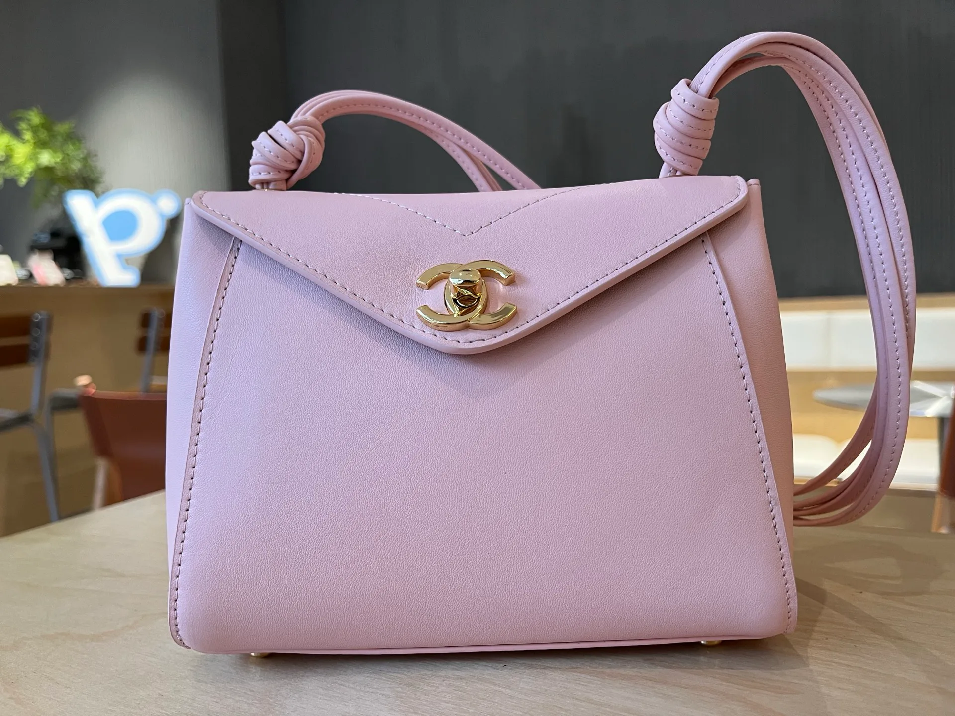Классические Сумки Женские Chanel 18004452